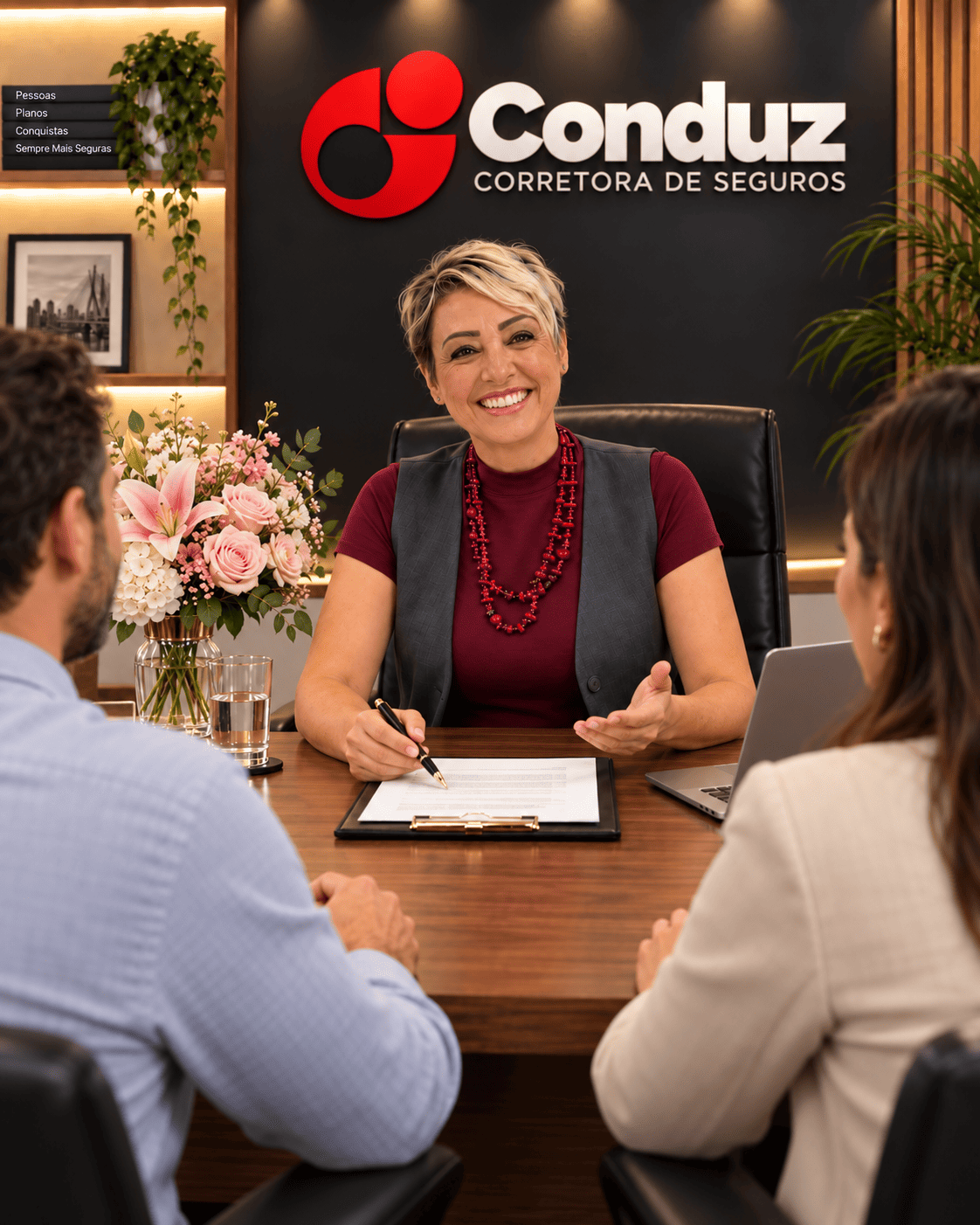 Atendimento Conduz Corretora de Seguros com o corretor